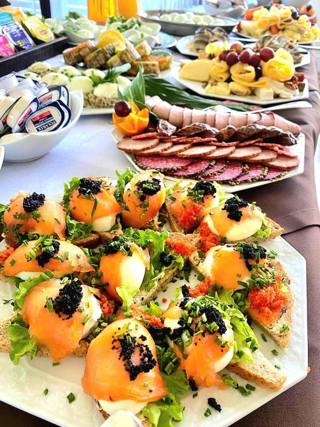 Restauracja Hotel Imperial Ясло Екстер'єр фото