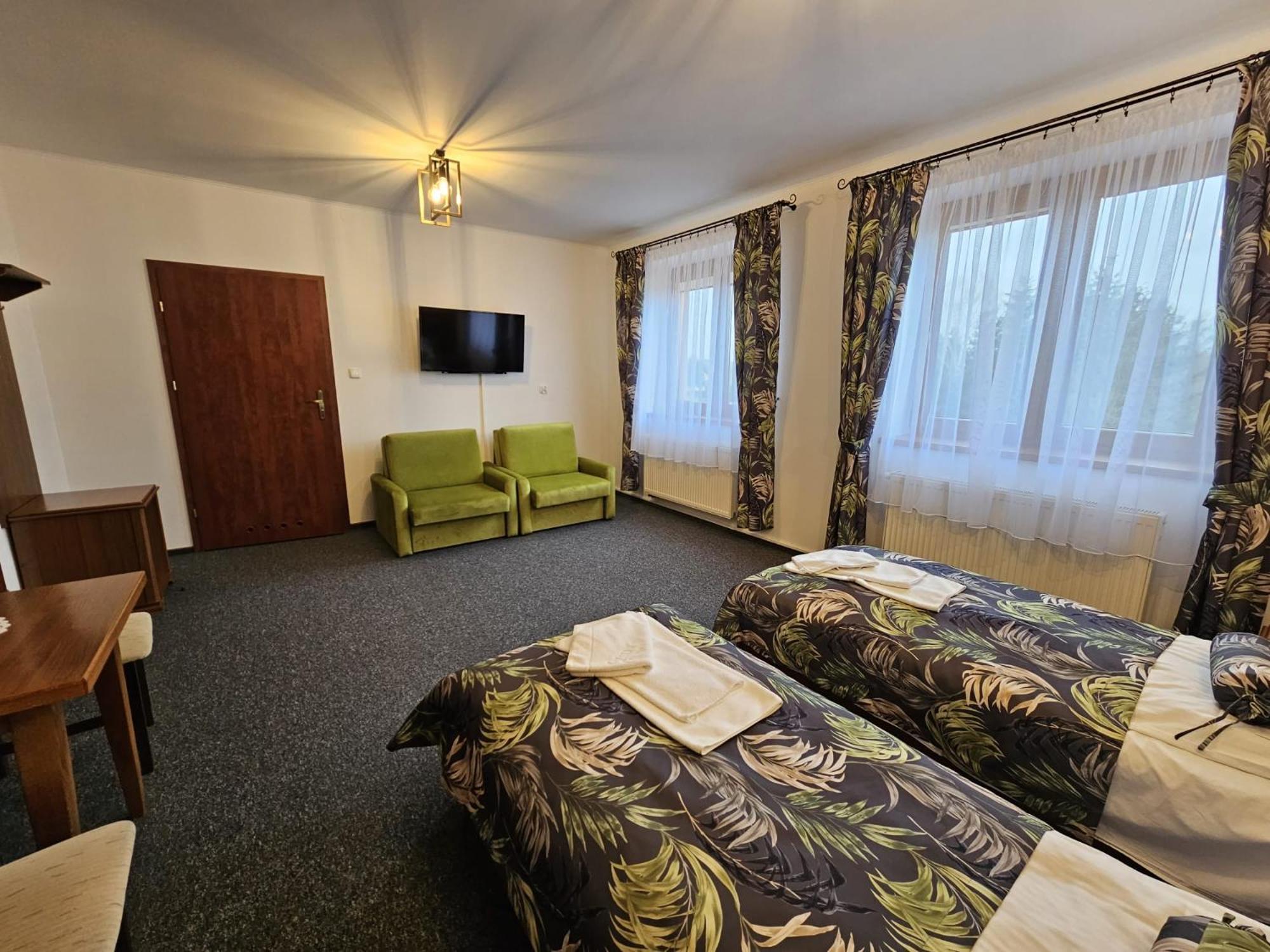 Restauracja Hotel Imperial Ясло Екстер'єр фото