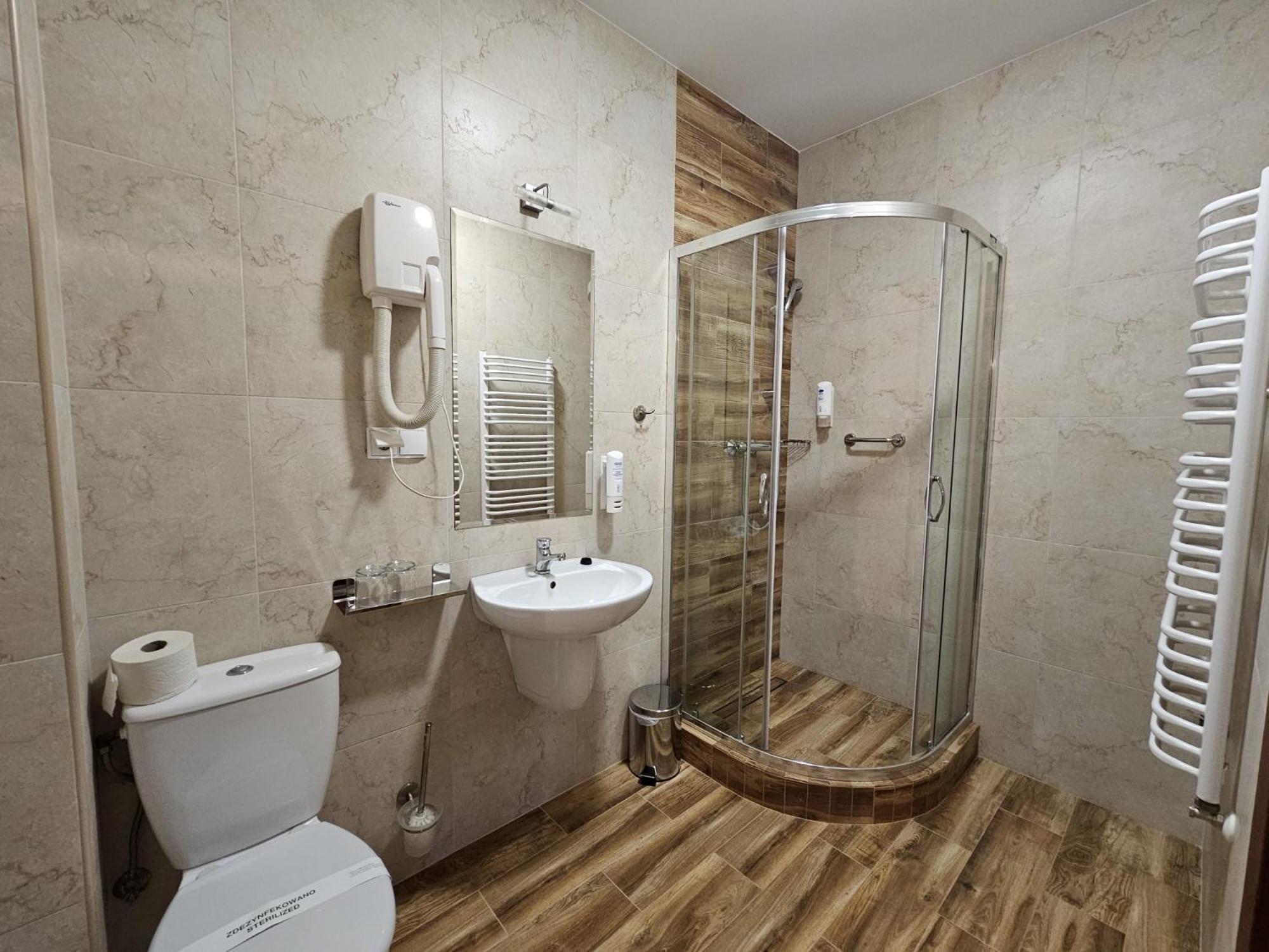 Restauracja Hotel Imperial Ясло Екстер'єр фото