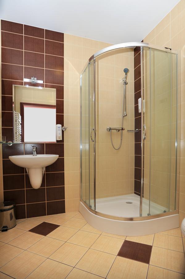 Restauracja Hotel Imperial Ясло Екстер'єр фото