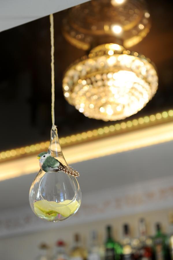 Restauracja Hotel Imperial Ясло Екстер'єр фото